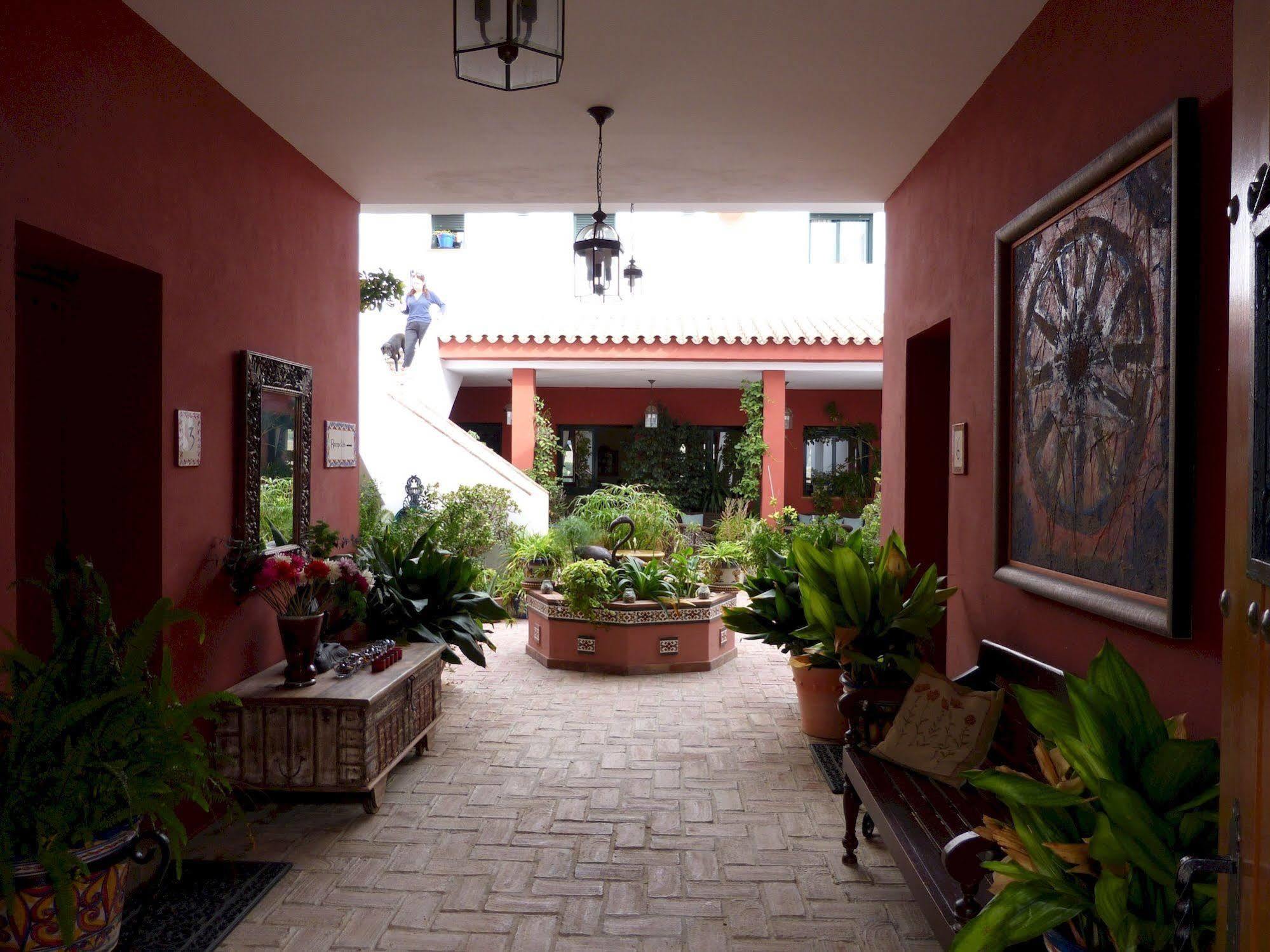 Hotel Sindhura Vejer de la Frontera